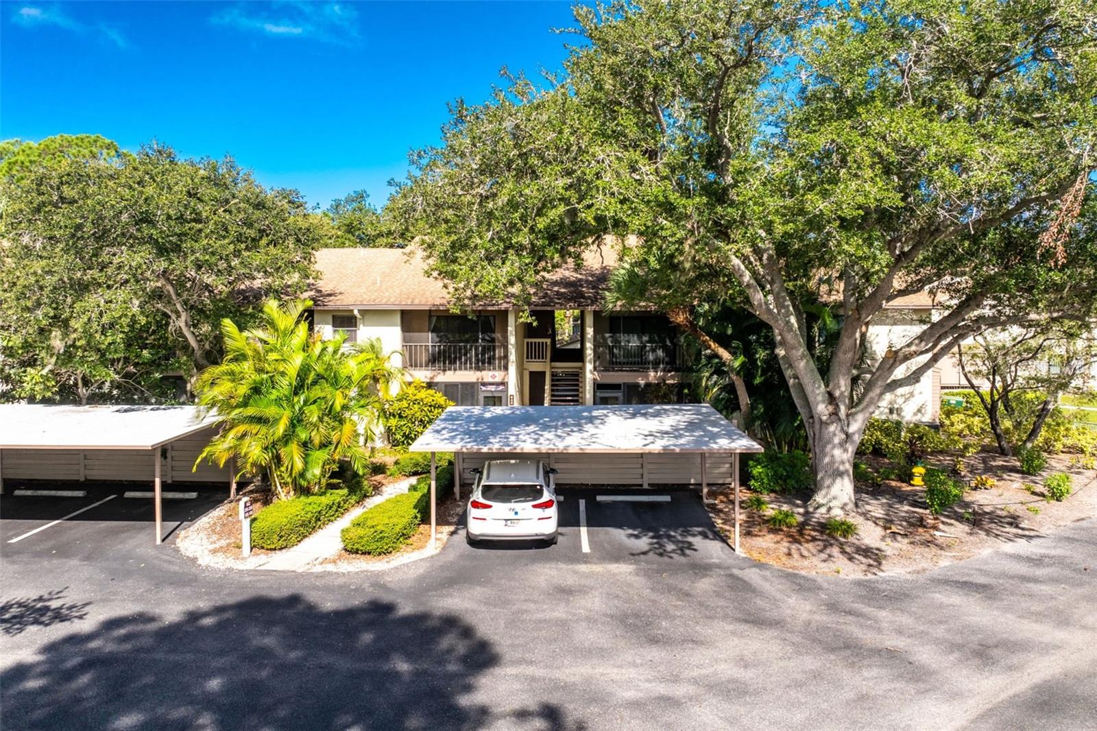 Photo of 642 BIRD BAY DR E #205 VENICE FL 34285