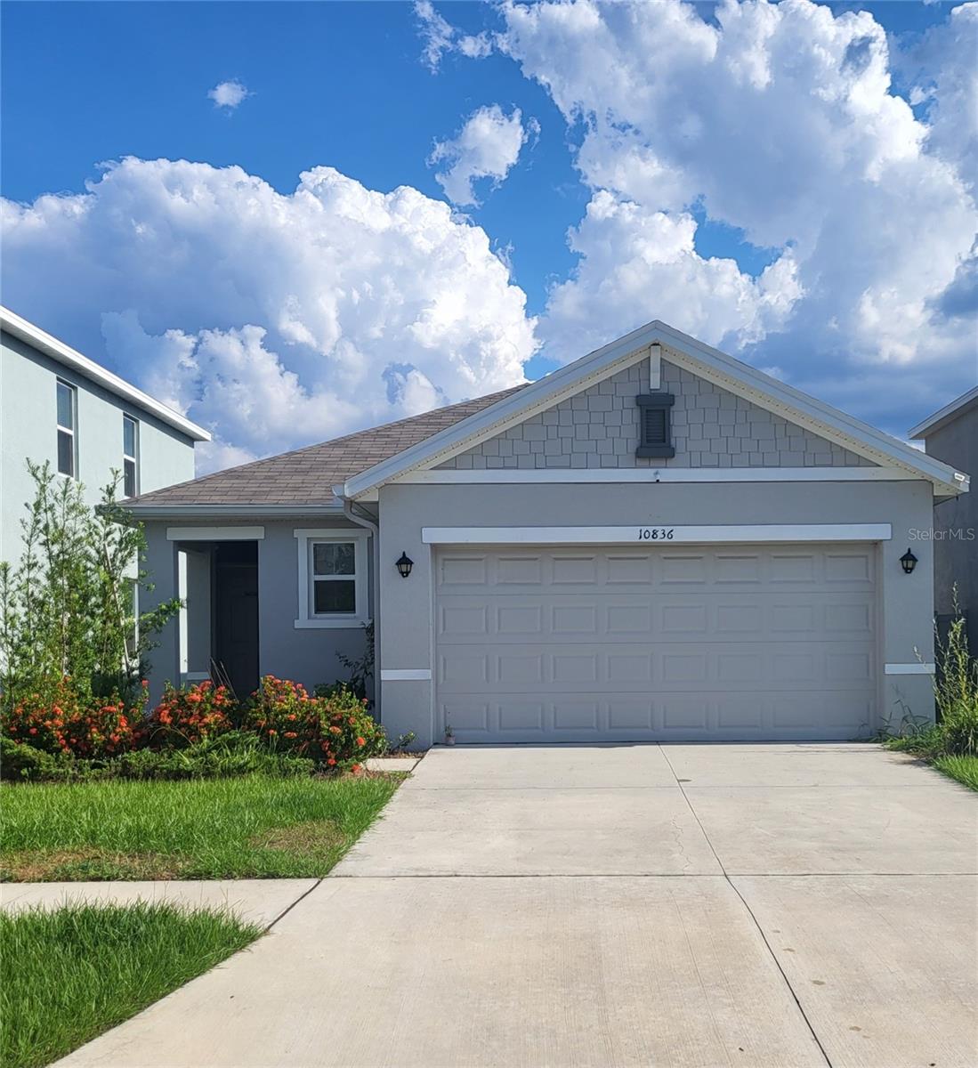 Photo of 10836 TRAILING VINE DRIVE TAMPA FL 33610