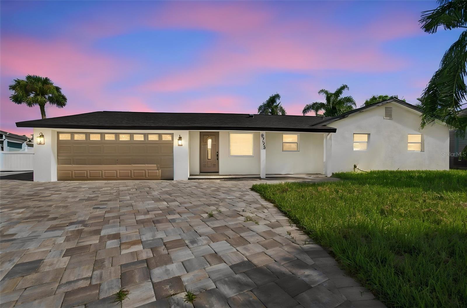 Photo of 8725 THORNWOOD LANE TAMPA FL 33615