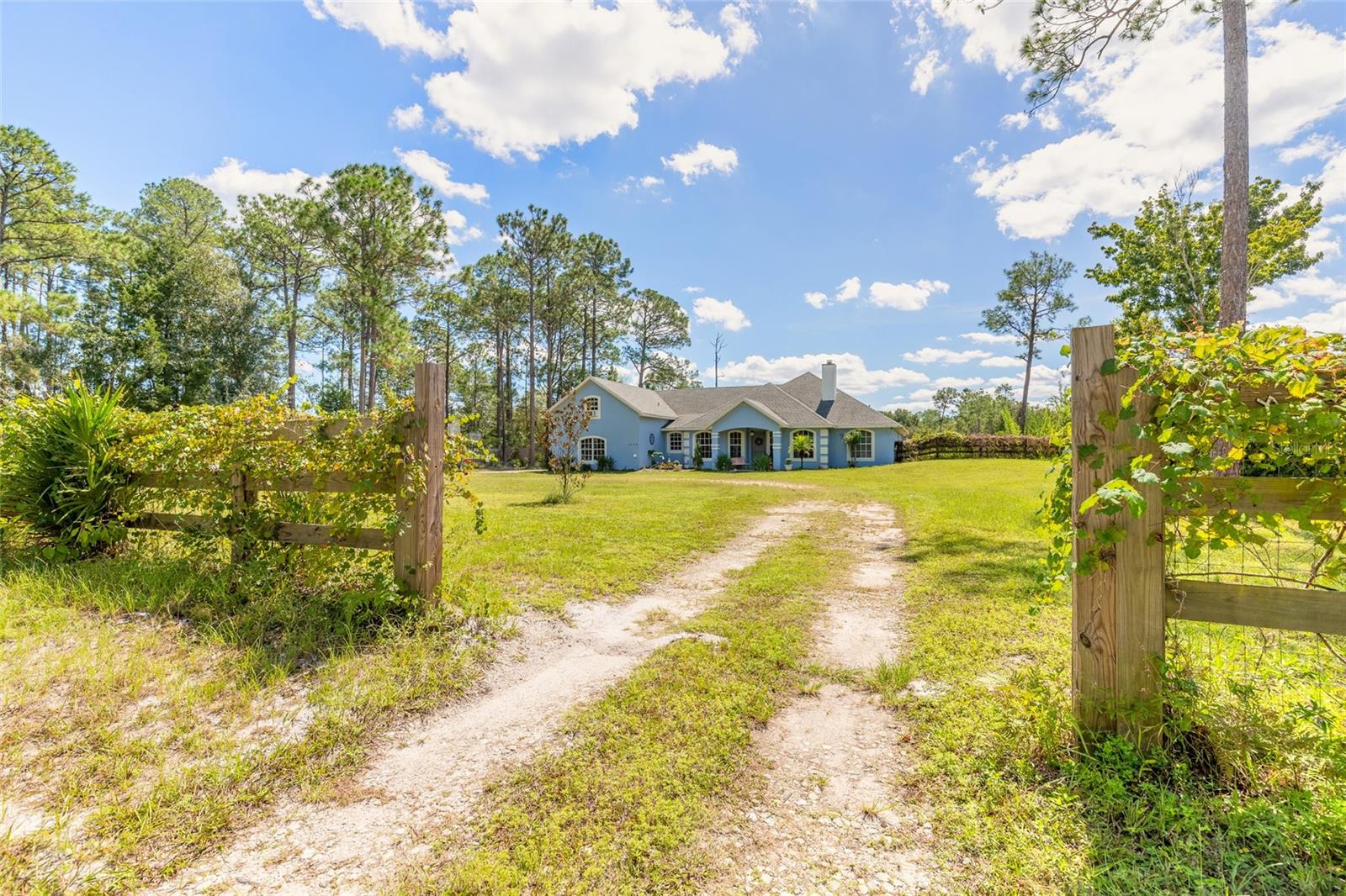 Photo of 4048 QUAIL NEST LANE NEW SMYRNA BEACH FL 32168