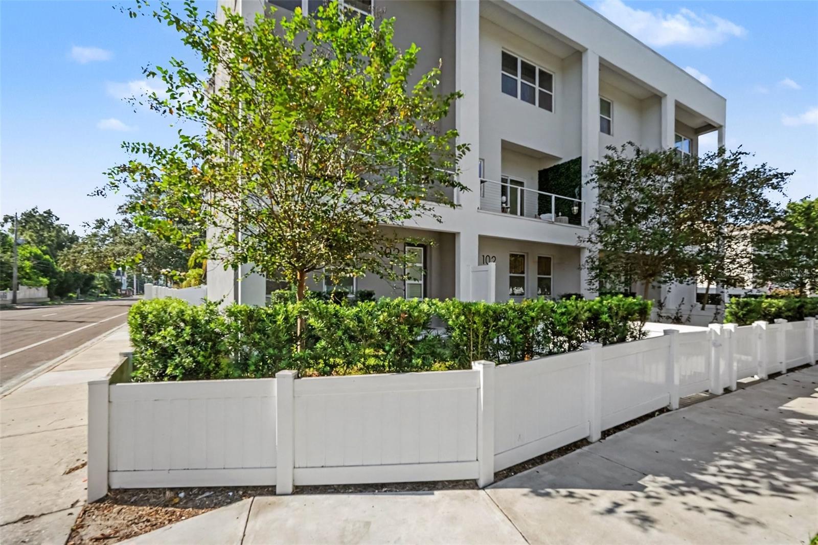 Photo of 102 W ADALEE STREET #1 TAMPA FL 33603