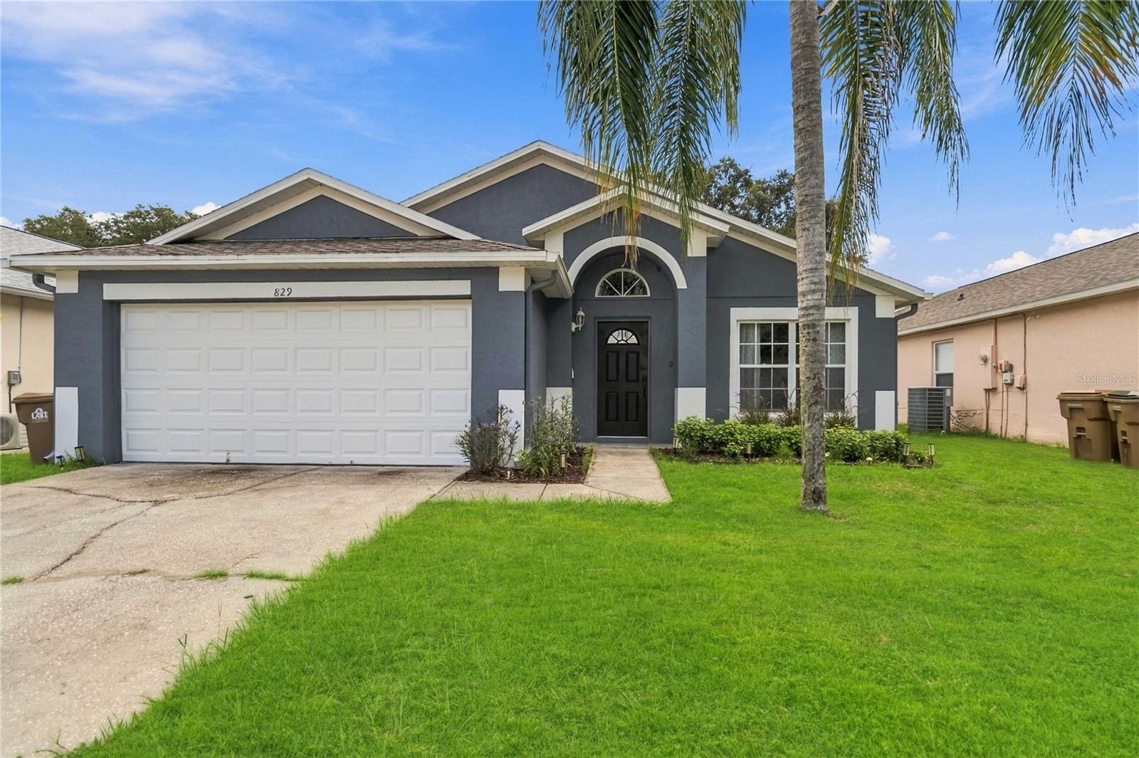 Photo of 829 CLEAR CREEK CIRCLE CLERMONT FL 34714