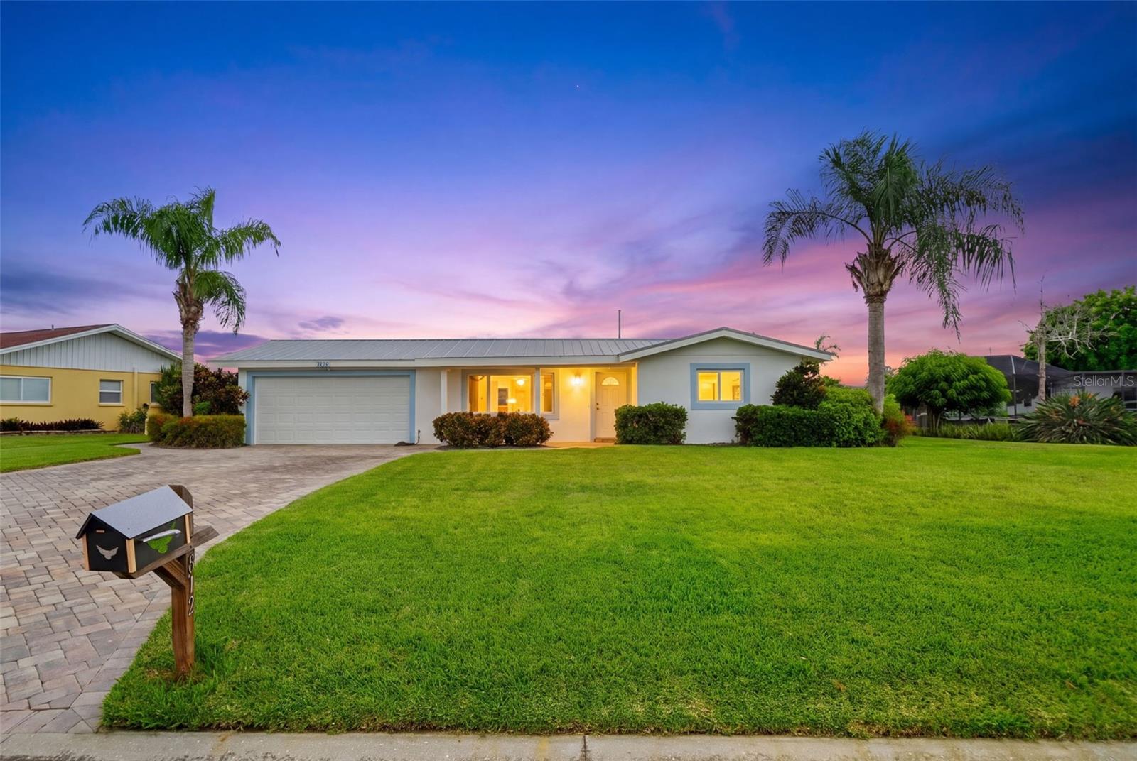 Photo of 812 ARLINGTON ROAD PALMETTO FL 34221