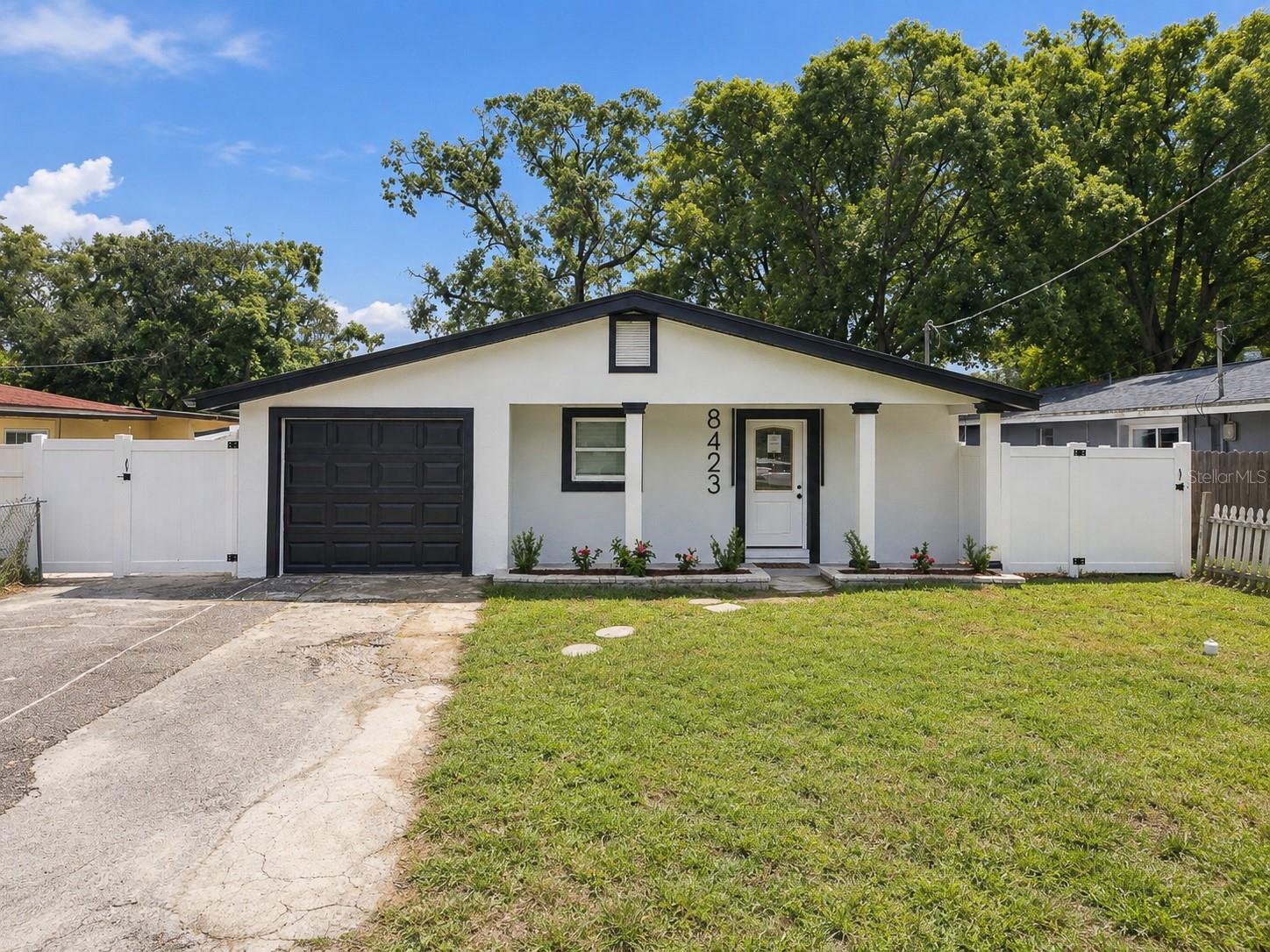 Photo of 8423 N PACKWOOD AVENUE TAMPA FL 33604