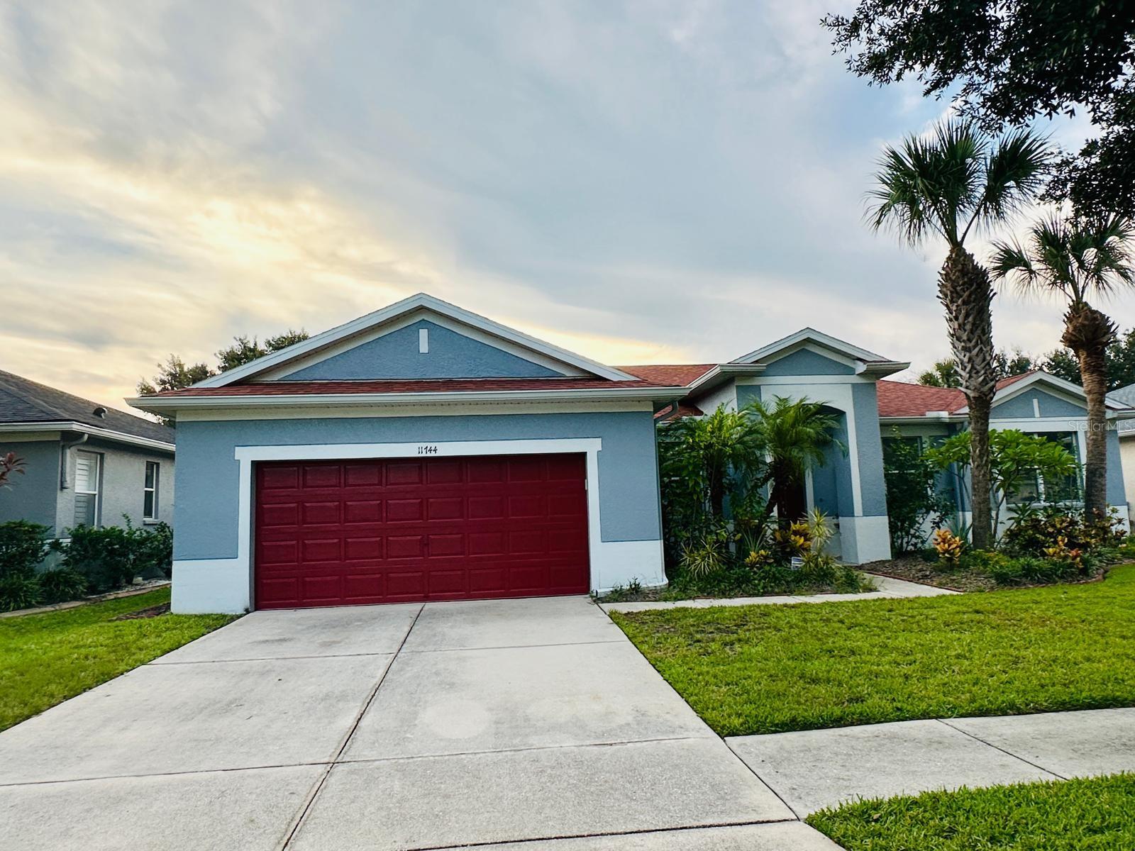 Photo of 11744 HOLLY CREEK DRIVE RIVERVIEW FL 33569