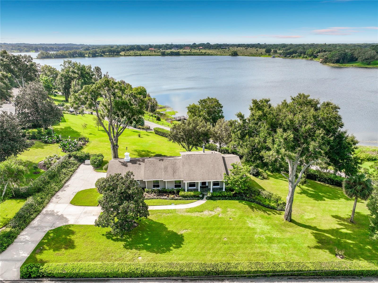 Photo of 1800 COUNTRY CLUB DRIVE EUSTIS FL 32726
