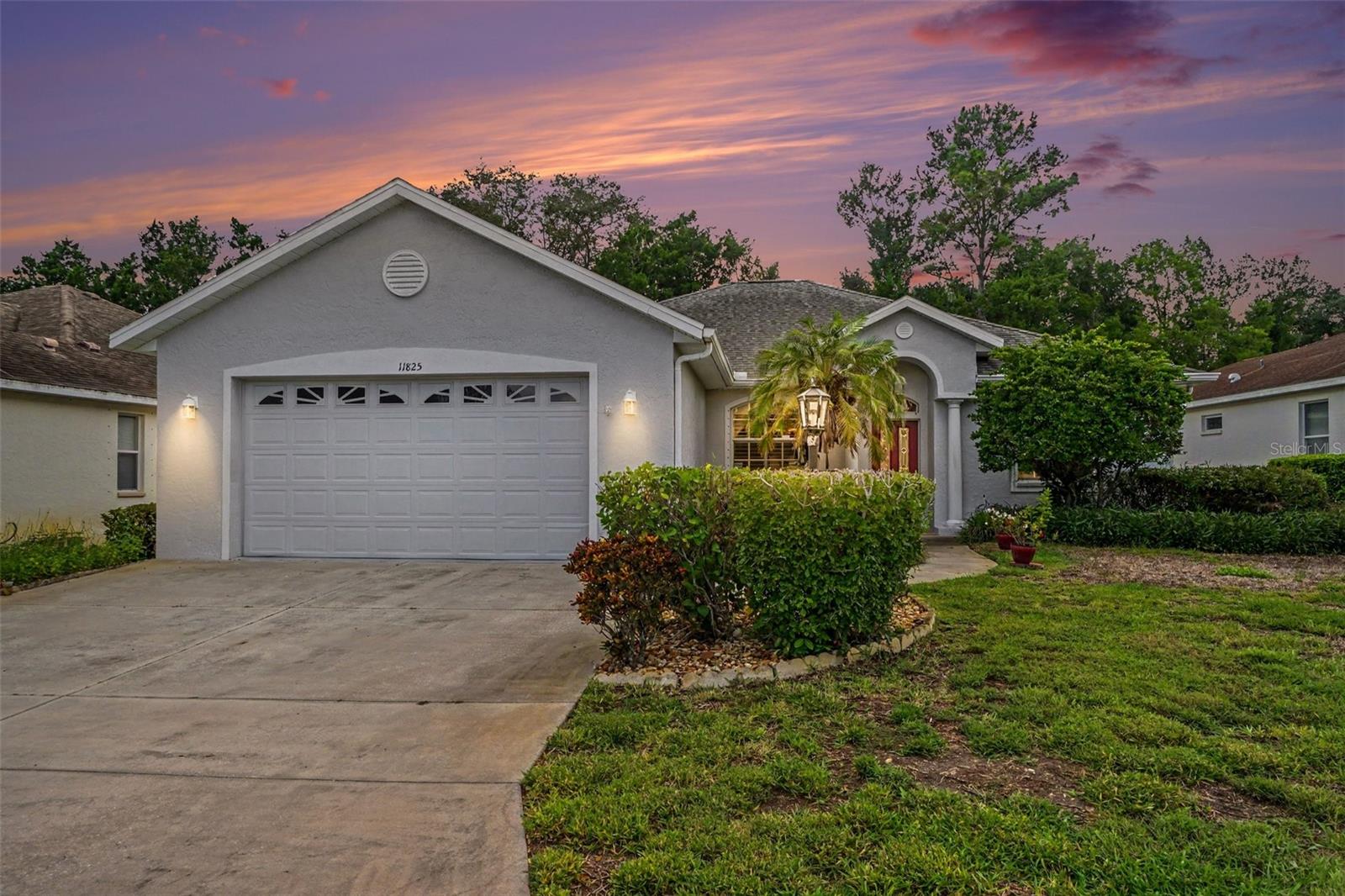 Photo of 11825 HOLLYHOCK DRIVE BRADENTON FL 34202