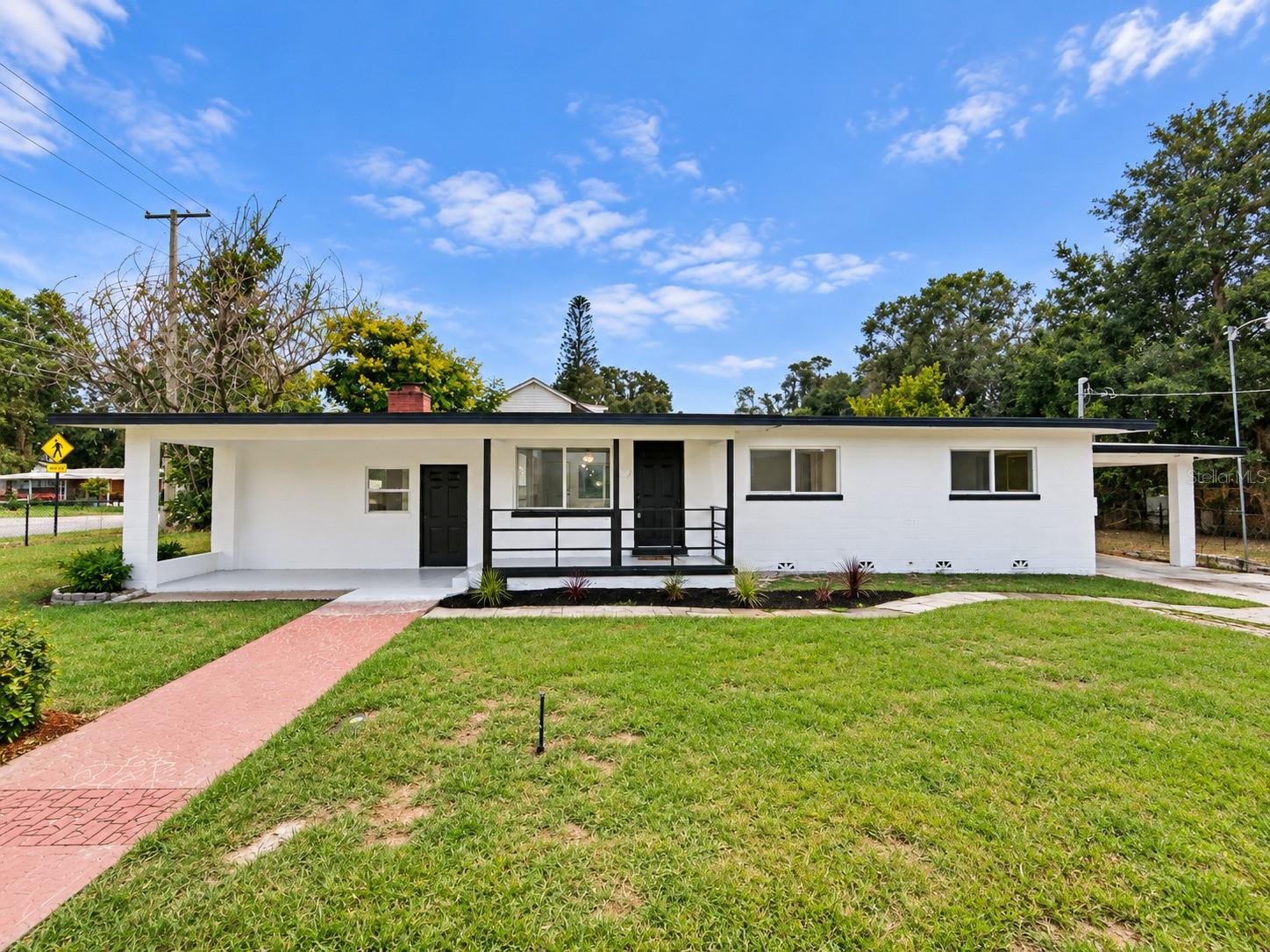 Photo of 702 AVENUE C WINTER HAVEN FL 33880