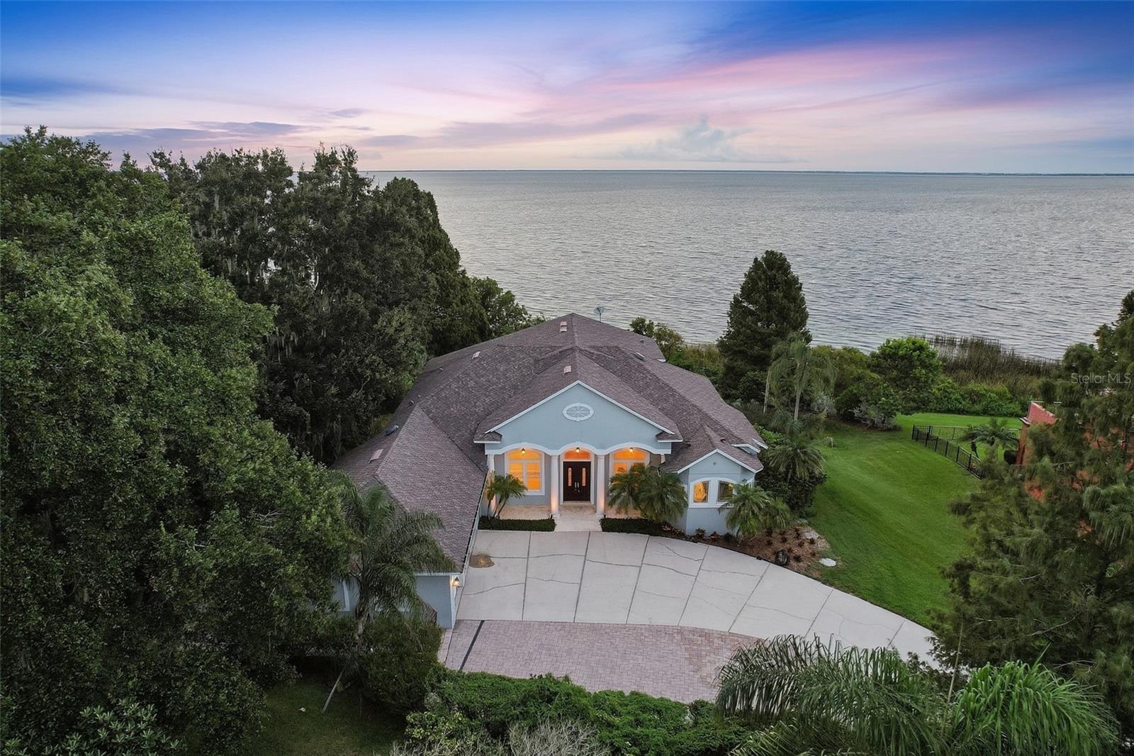 Photo of 81 MILLHOLLAND STREET OAKLAND FL 34760