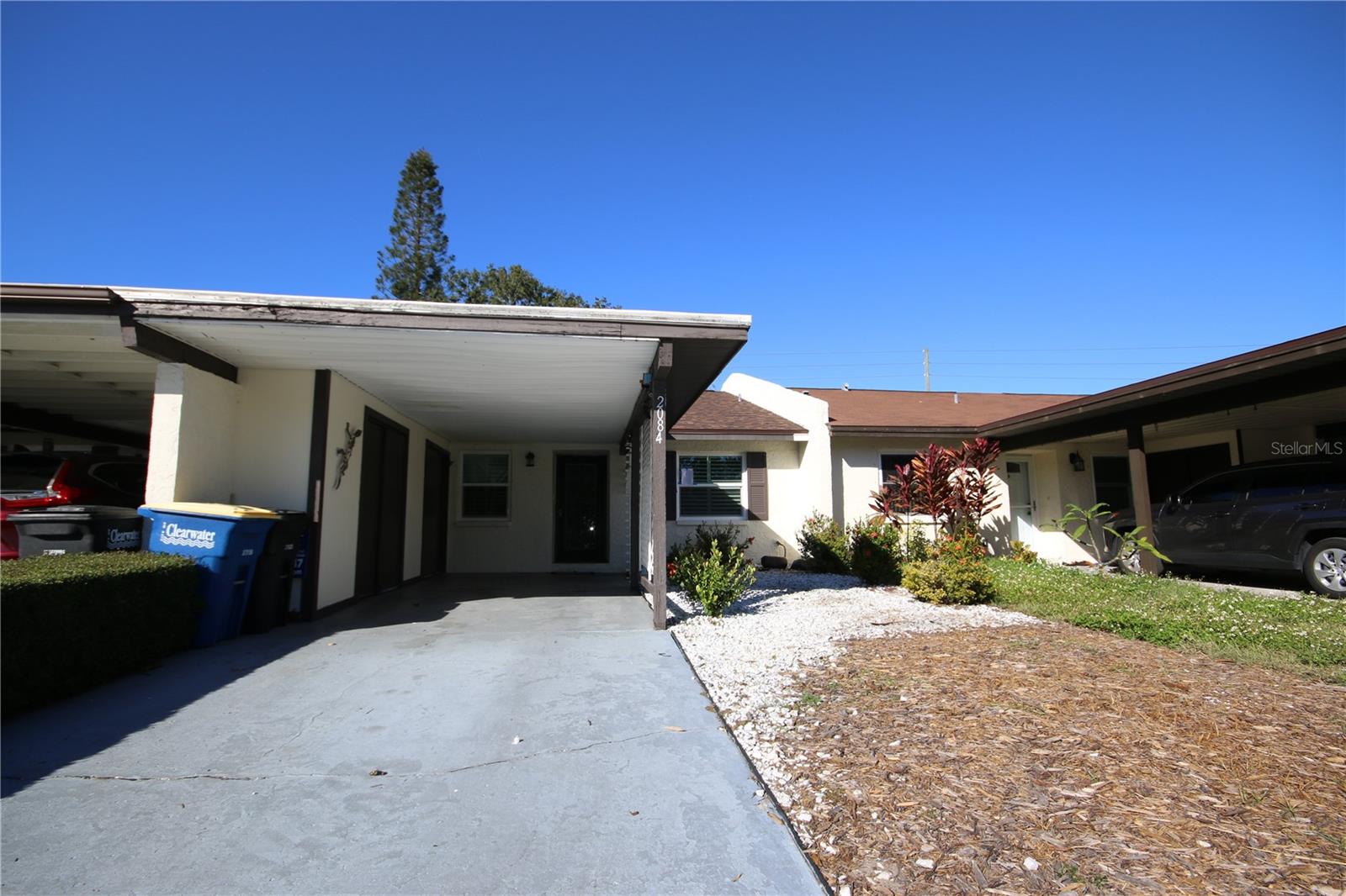 Photo of 2084 SUNSET GROVE LANE CLEARWATER FL 33765