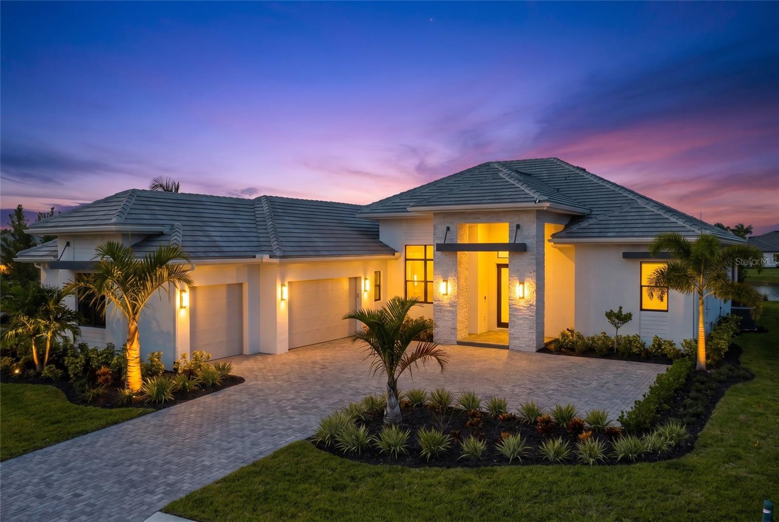 Photo of 100 BLUE MIST WAY SARASOTA FL 34240