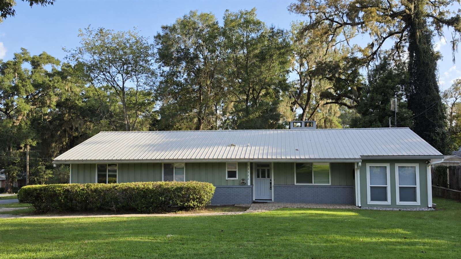 Photo of 12221 NW 148TH AVENUE ALACHUA FL 32615