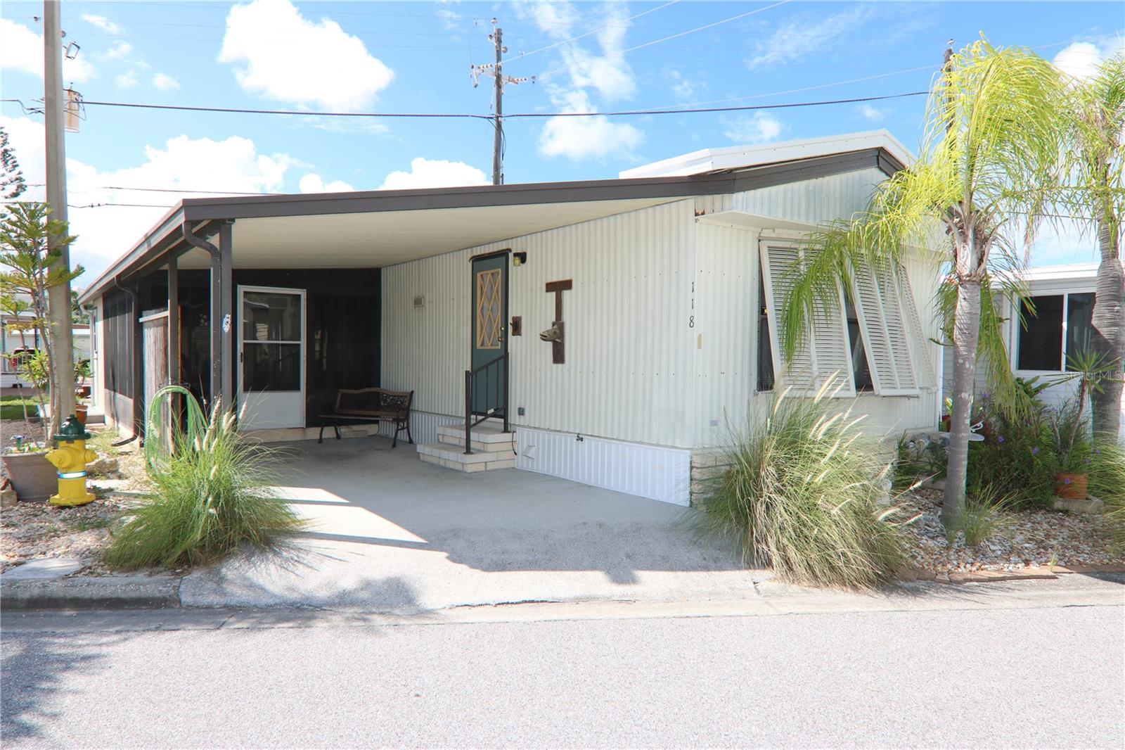 Photo of 118 N STARBOARD DRIVE VENICE FL 34285