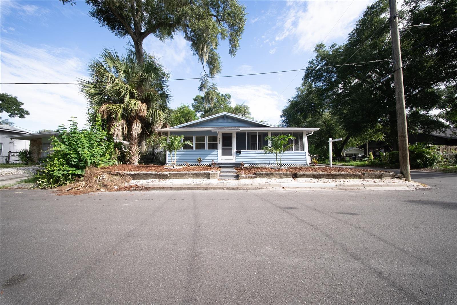 Photo of 922 E IDA STREET TAMPA FL 33603