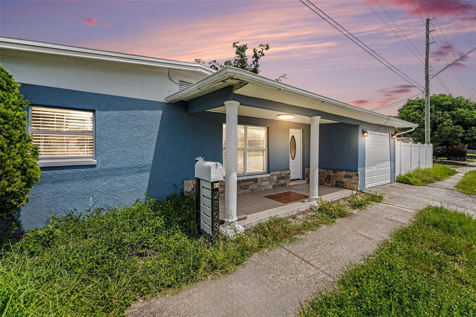 Photo of 2593 38TH AVENUE #B ST PETERSBURG FL 33713