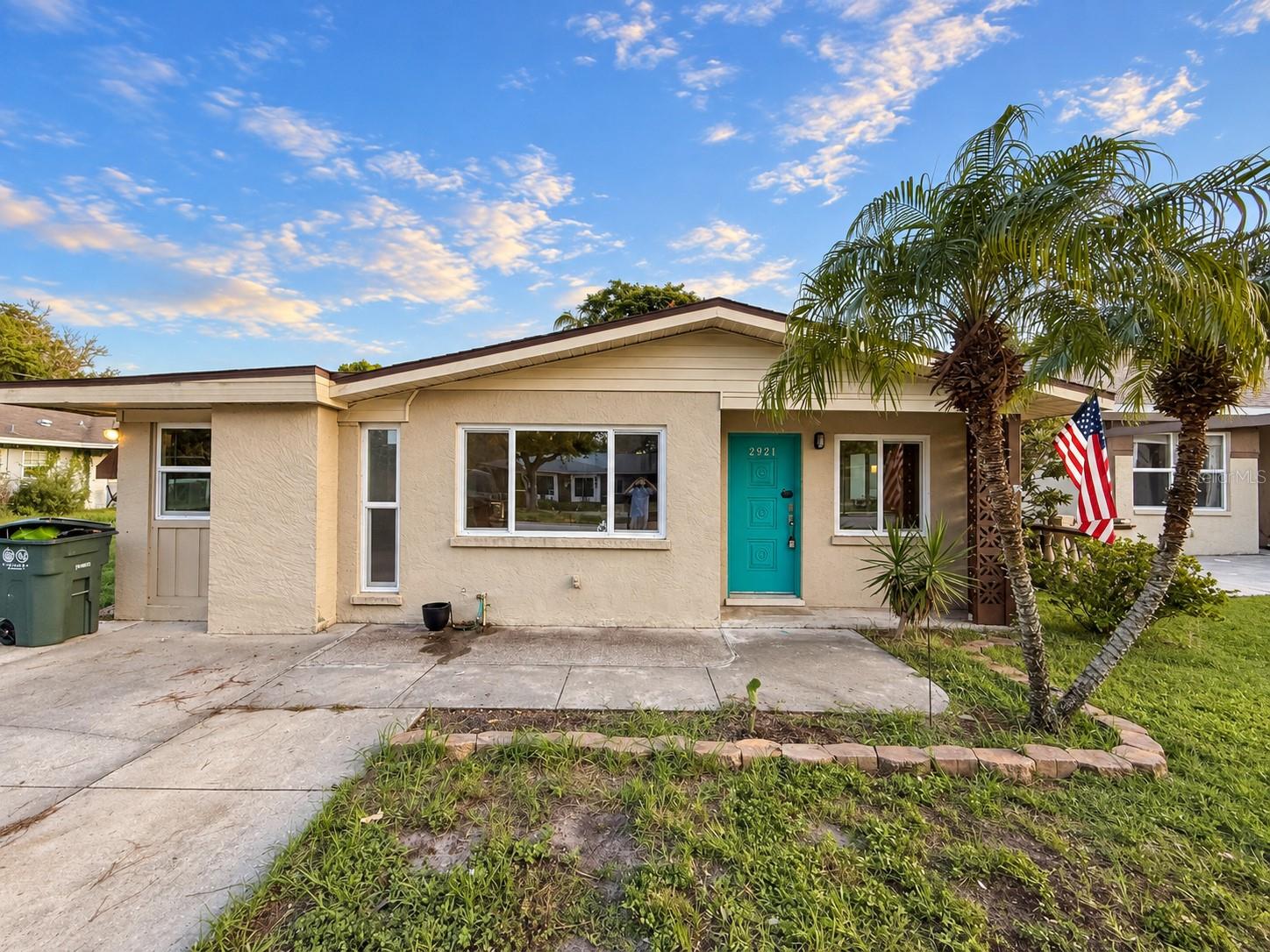 Photo of 2921 7TH AVENUE BRADENTON FL 34205