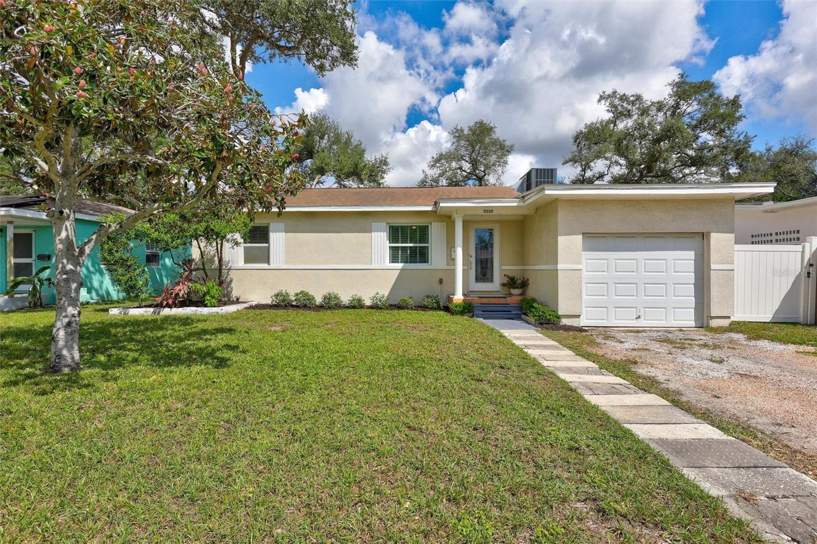 Photo of 5337 2ND AVENUE ST PETERSBURG FL 33710