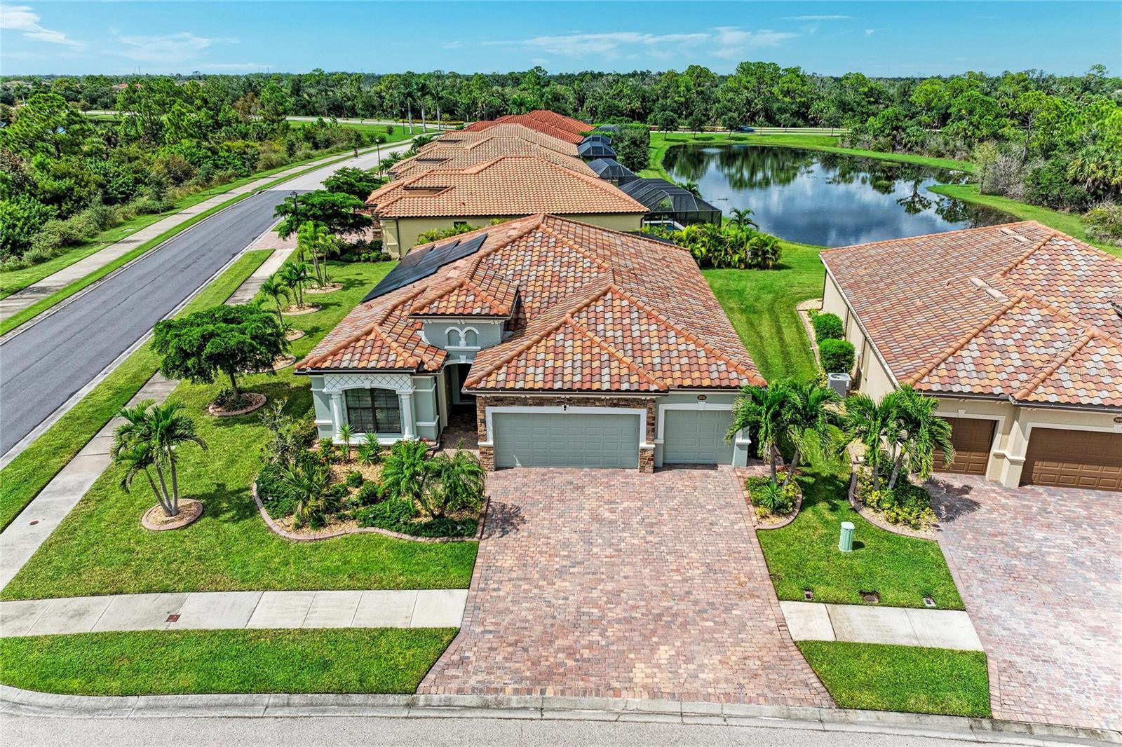 Photo of 20700 GRANLAGO DR DRIVE VENICE FL 34293