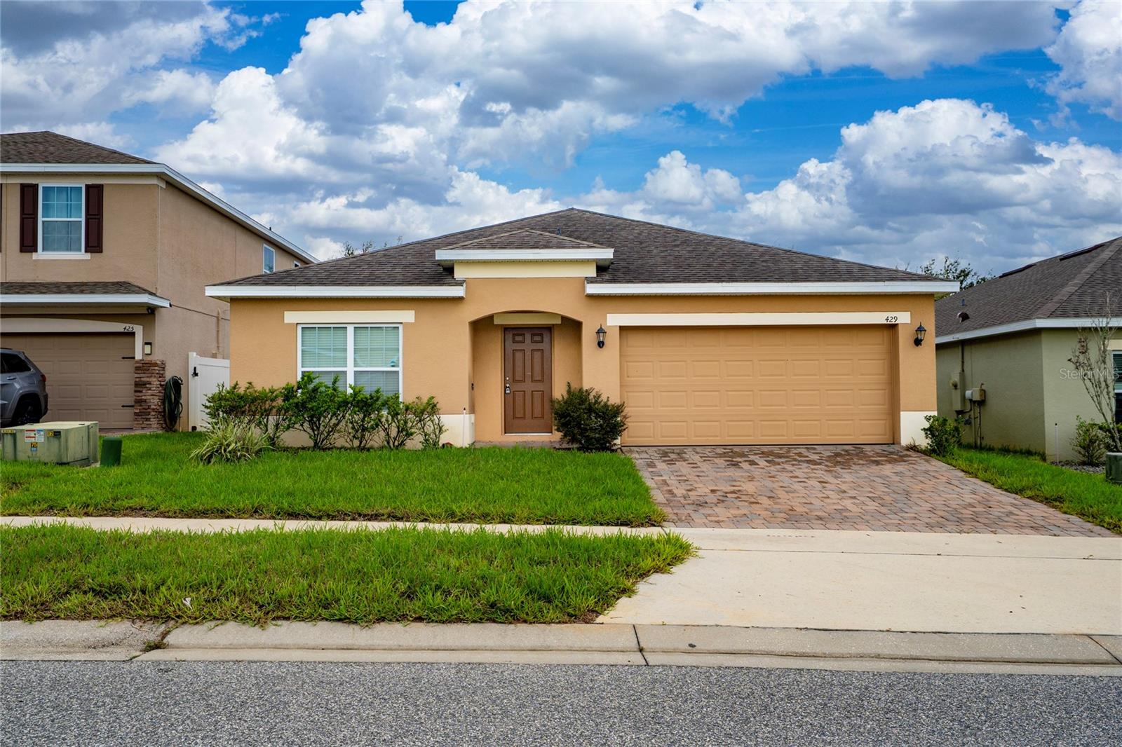 Photo of 429 OGELTHORPE DRIVE DAVENPORT FL 33897