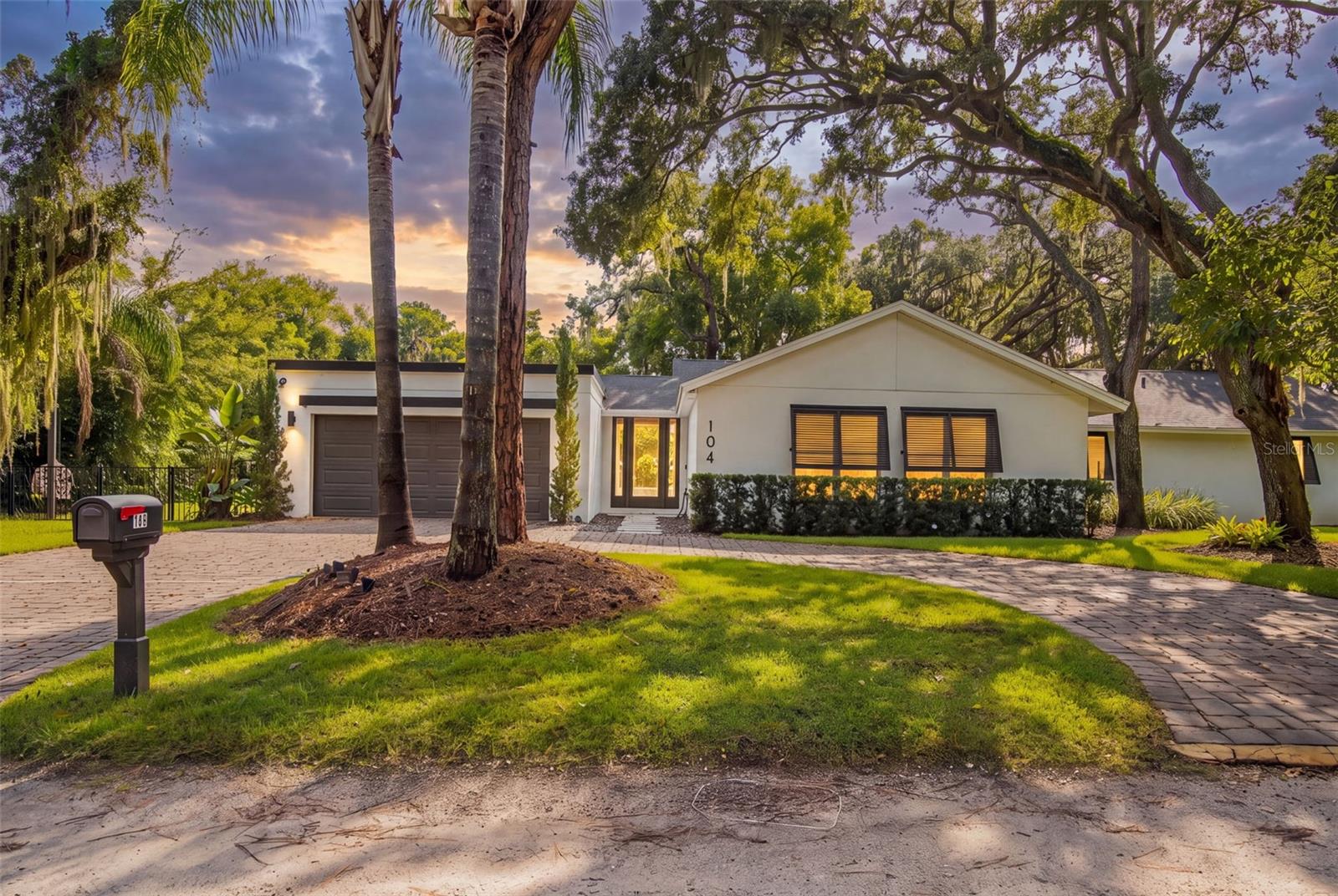 Photo of 104 E 1ST AVENUE WINDERMERE FL 34786