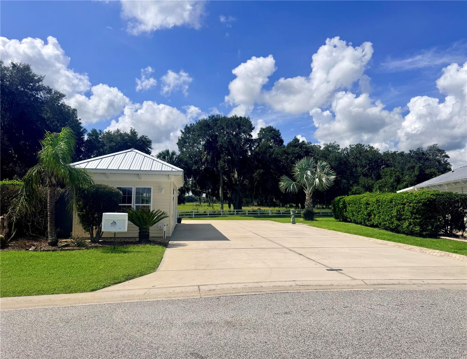 Photo of 4781 SE 94TH AVENUE WEBSTER FL 33597