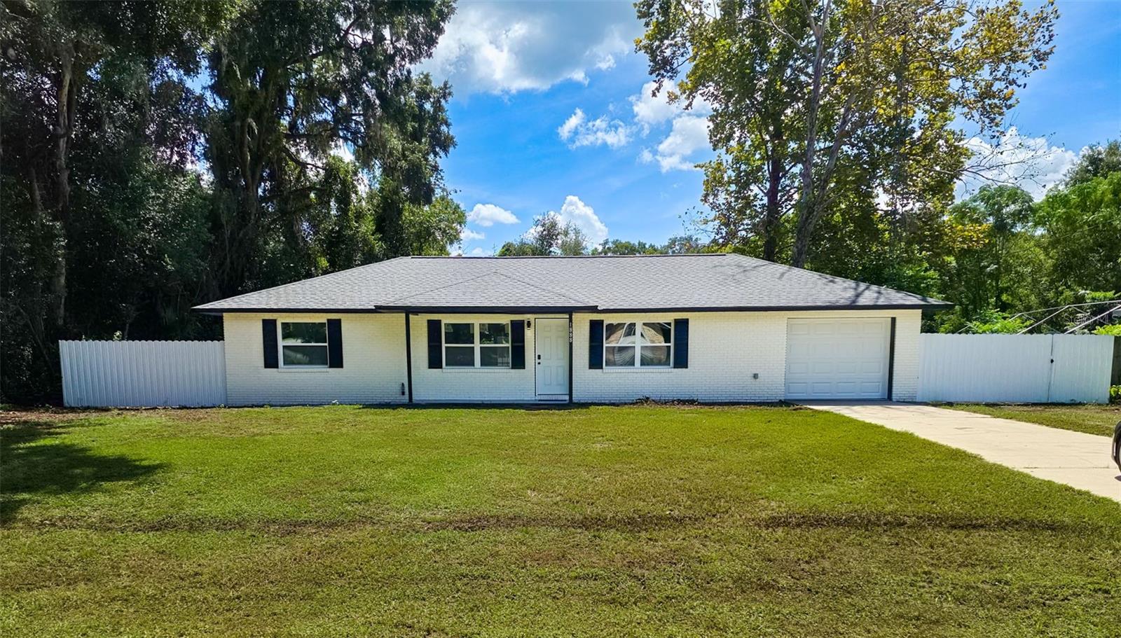 Photo of 1888 NE 127TH PLACE ANTHONY FL 32617
