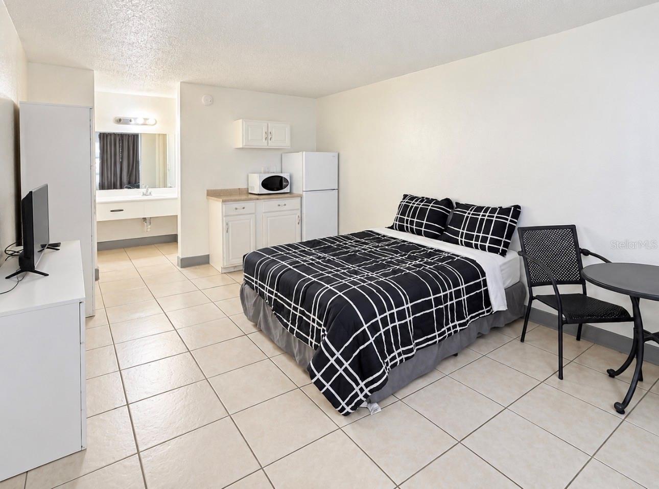 Photo of 7900 S ORANGE BLOSSOM TRAIL #2002 ORLANDO FL 32809