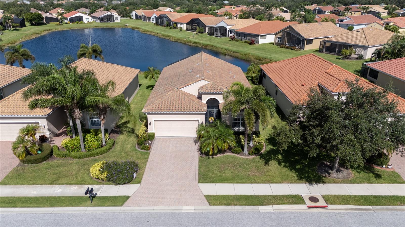 Photo of 6725 41ST STREET CIRCLE SARASOTA FL 34243