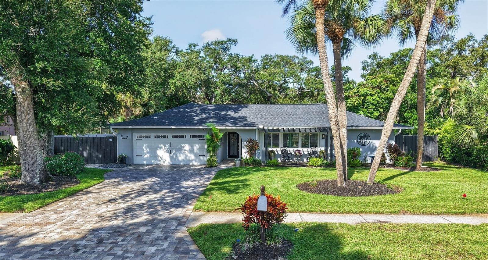 Photo of 10588 139TH WAY LARGO FL 33774