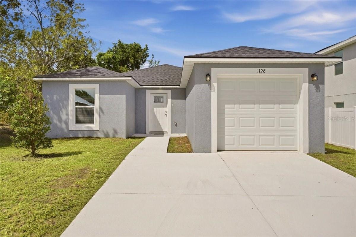 Photo of 1128 AVENUE K #A HAINES CITY FL 33844