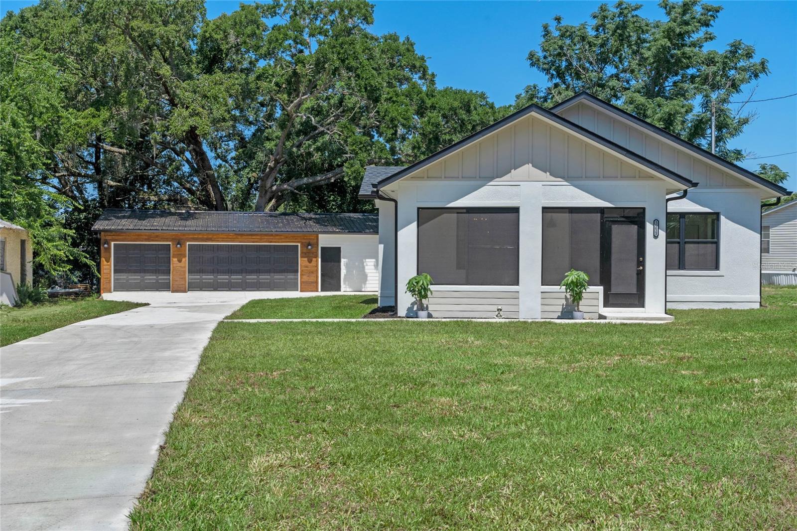 Photo of 16623 OKLAHOMA STREET CLERMONT FL 34715