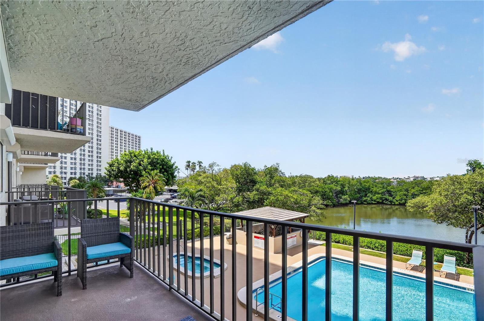 Photo of 7050 SUNSET DRIVE #211 SOUTH PASADENA FL 33707