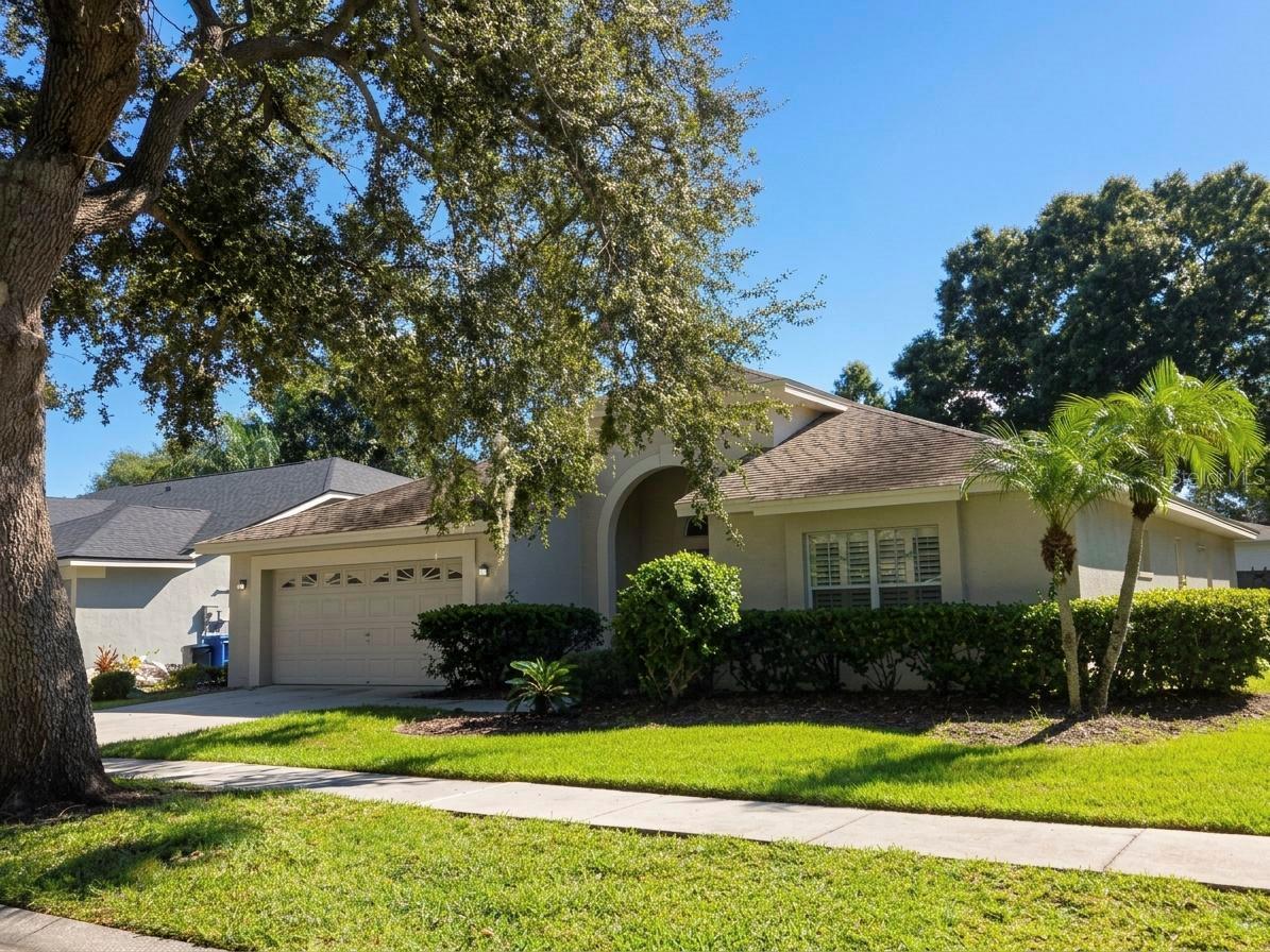 Photo of 9403 LARKBUNTING DRIVE TAMPA FL 33647
