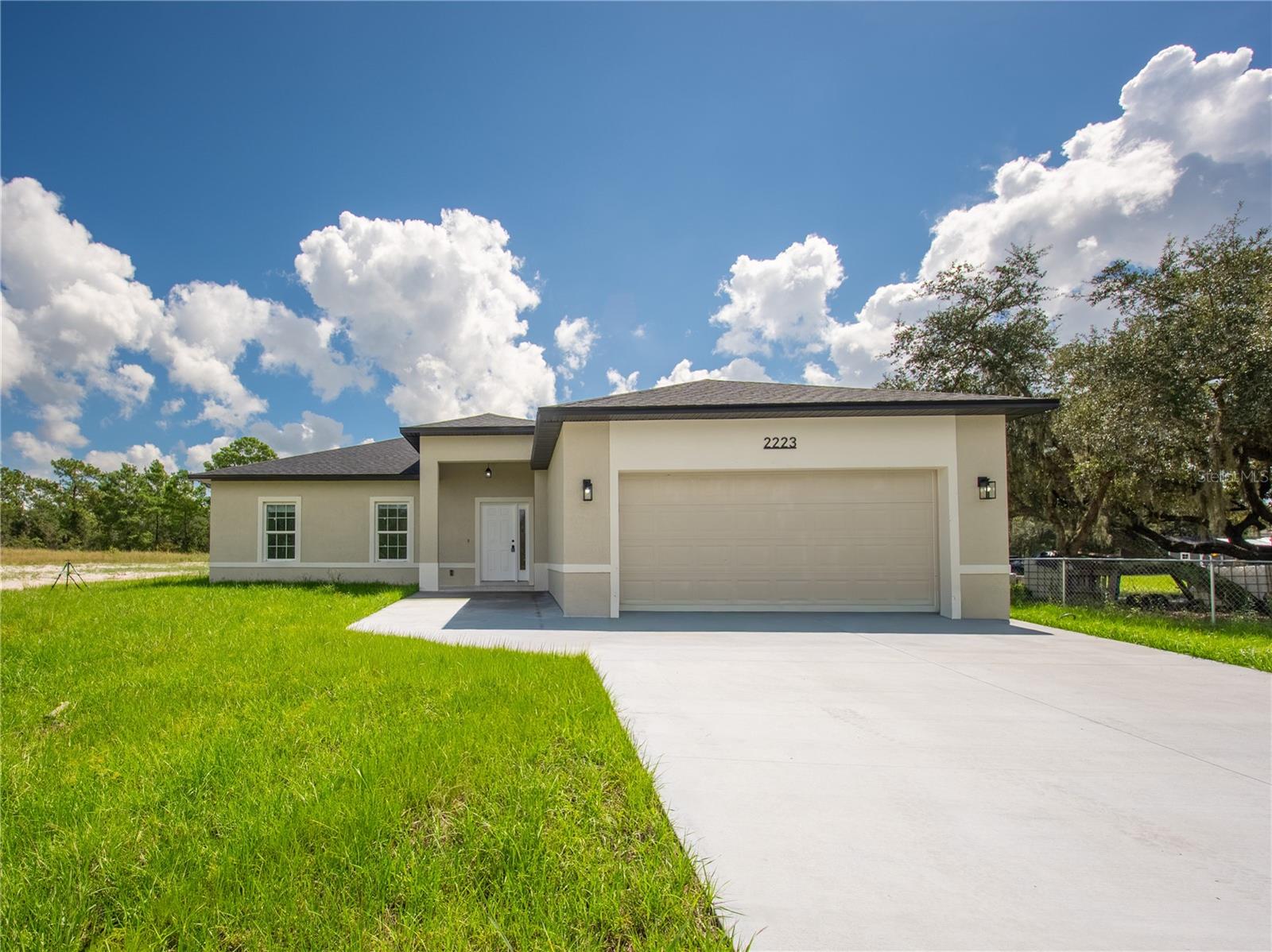 Photo of 2223 LEMON DRIVE LAKE WALES FL 33898