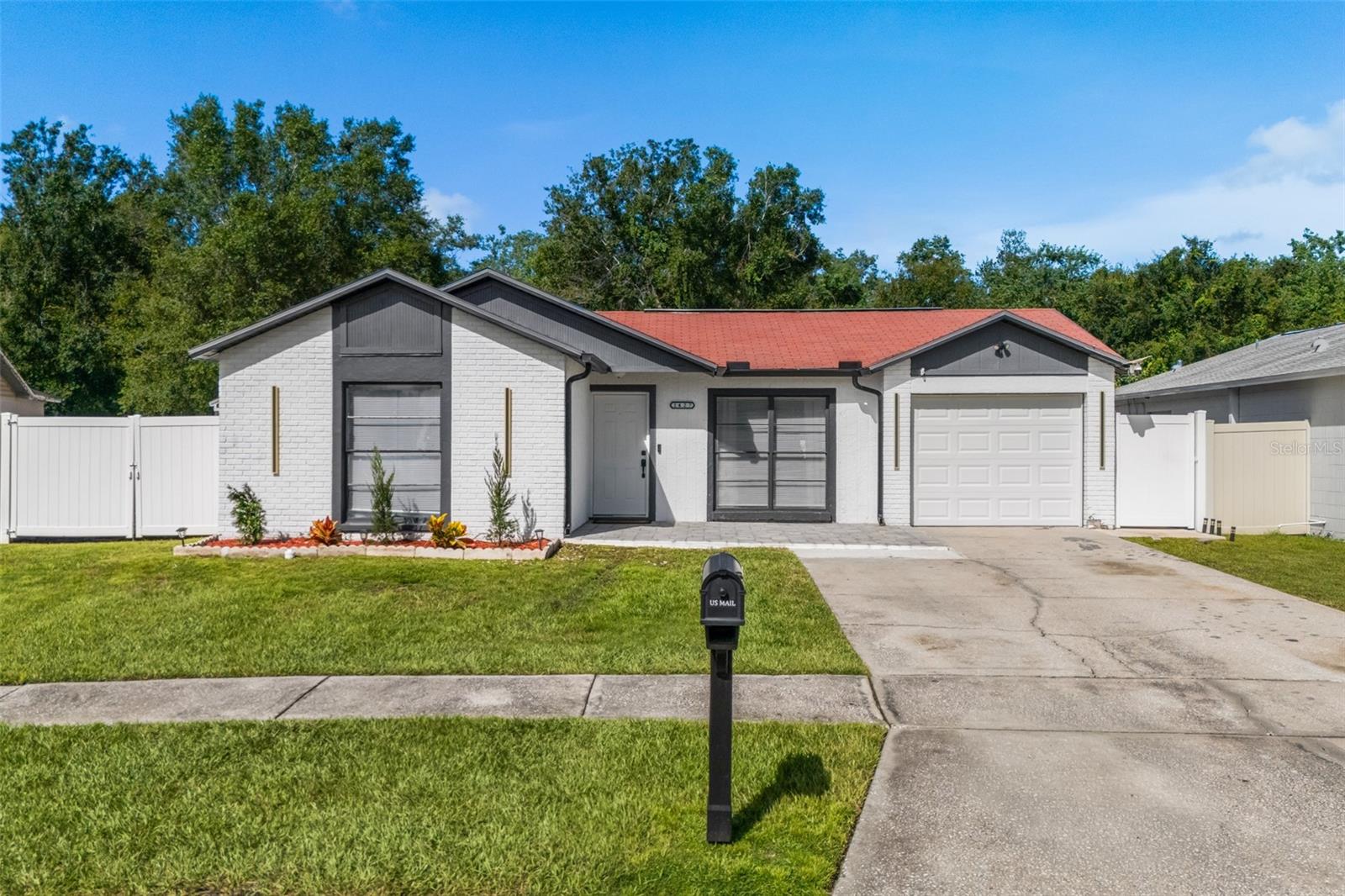 Photo of 1427 THISTLEDOWN DRIVE BRANDON FL 33510