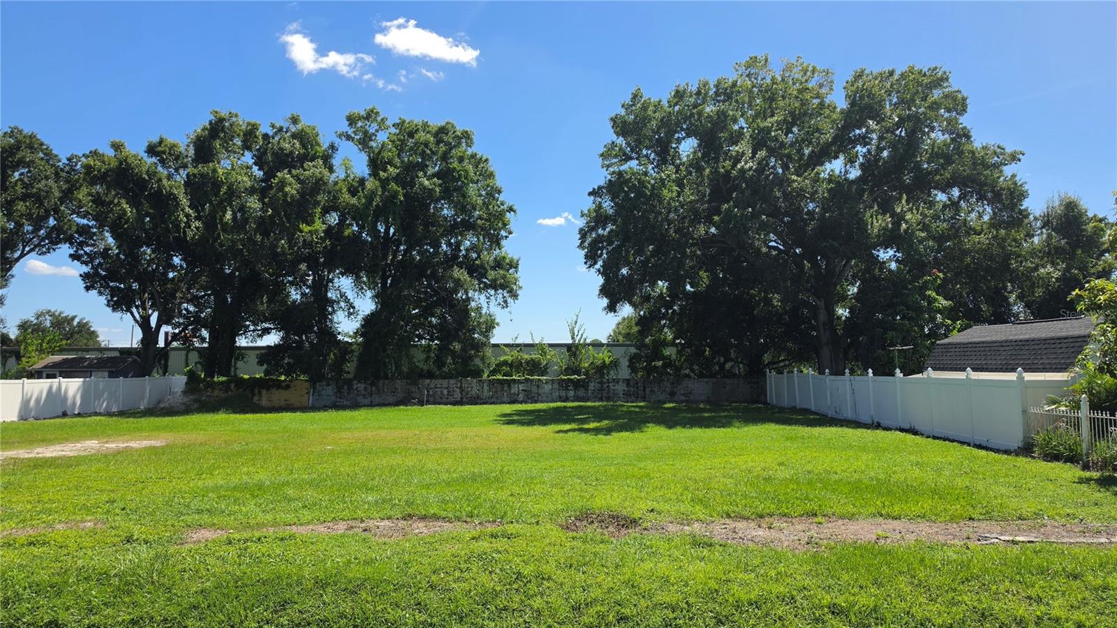 Photo of 4040 W COMANCHE AVENUE TAMPA FL 33614