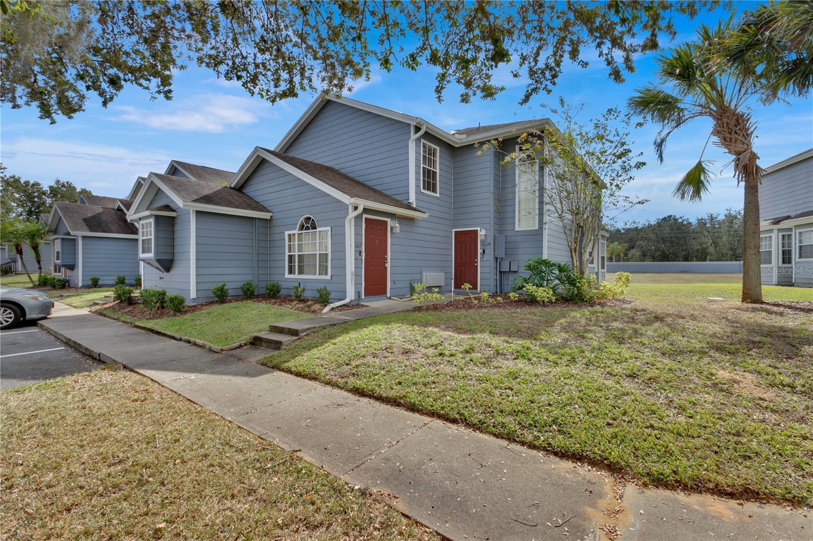 Photo of 203 COCO PLUM DRIVE #Front DAVENPORT FL 33897