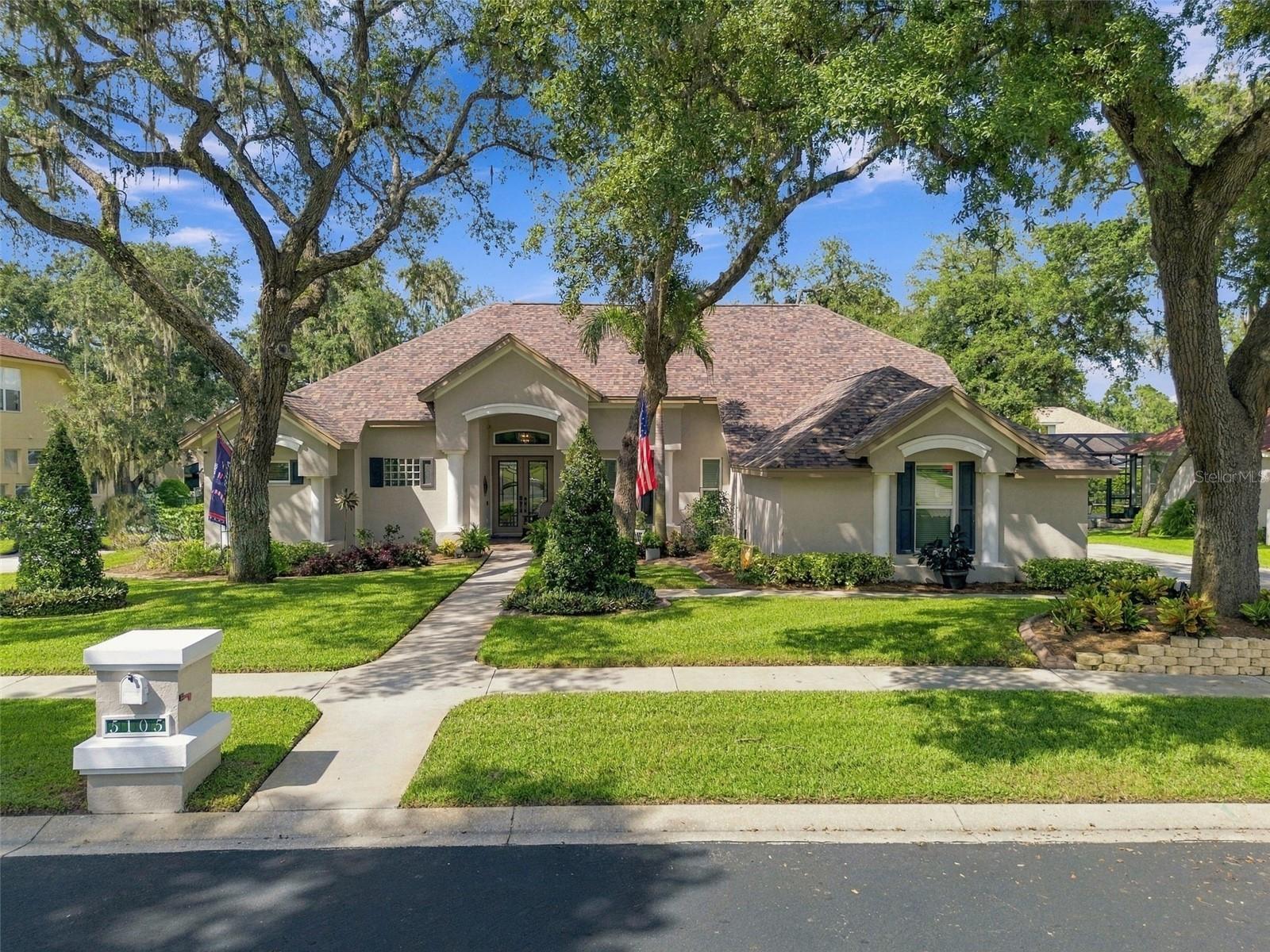 Photo of 5105 SYLVAN OAKS DRIVE VALRICO FL 33596