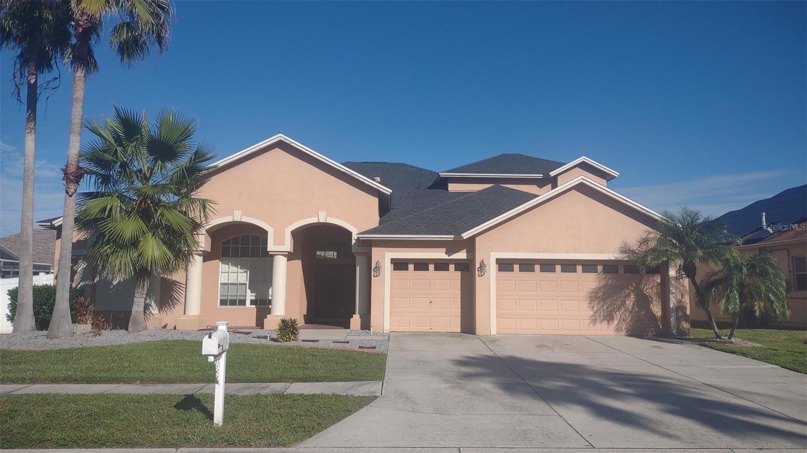 Photo of 18309 EASTWYCK DRIVE TAMPA FL 33647