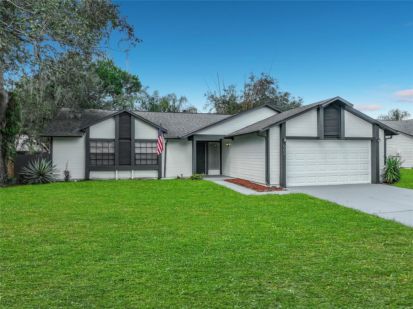 Photo of 502 HAGER DR OCOEE FL 34761