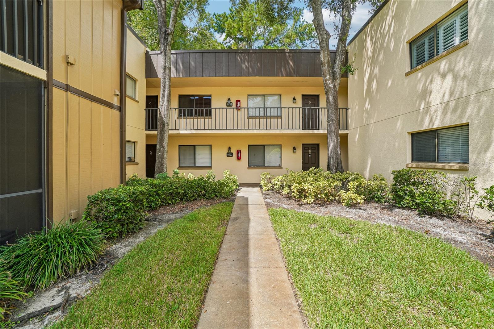 Photo of 11722 RAINTREE LAKE LANE #D TEMPLE TERRACE FL 33617