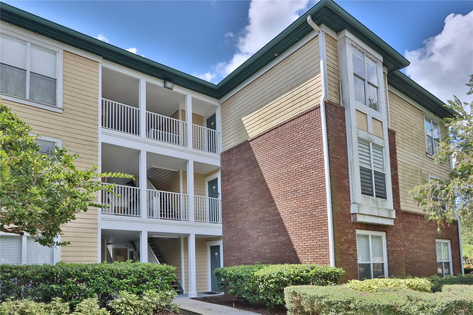 Photo of 10110 WINSFORD OAK BOULEVARD #618 TAMPA FL 33624