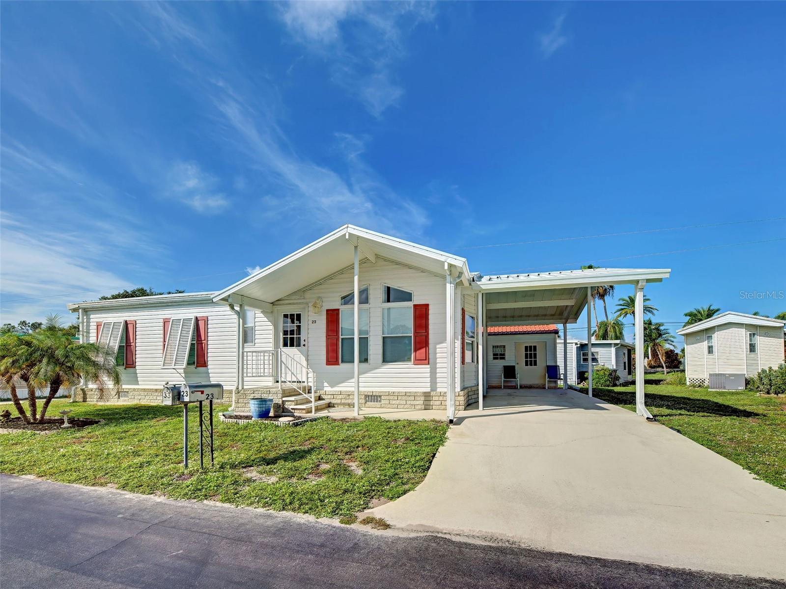 Photo of 23 SIESTA CIRCLE OSPREY FL 34229