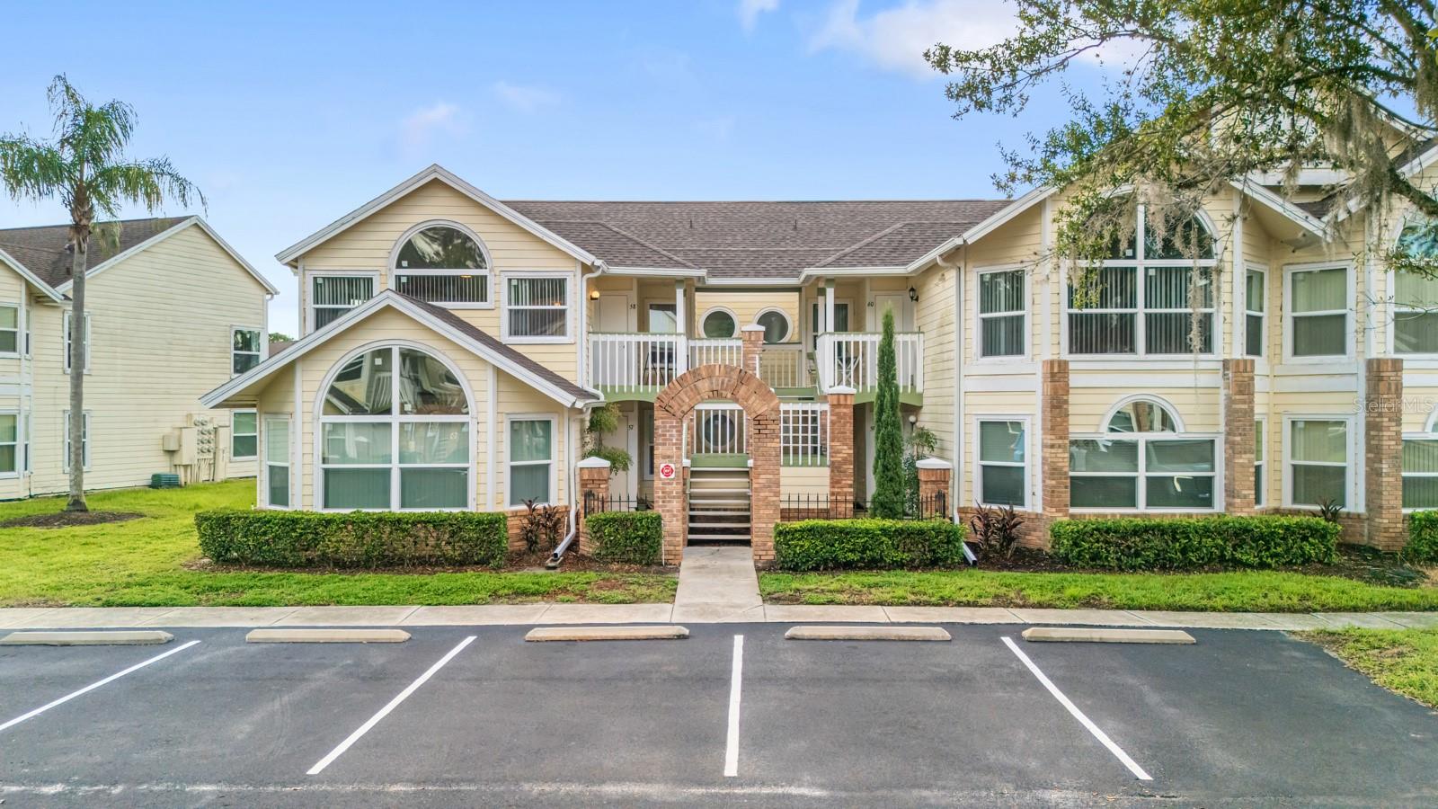 Photo of 5006 LAGUNA BAY CIRCLE #58 KISSIMMEE FL 34746