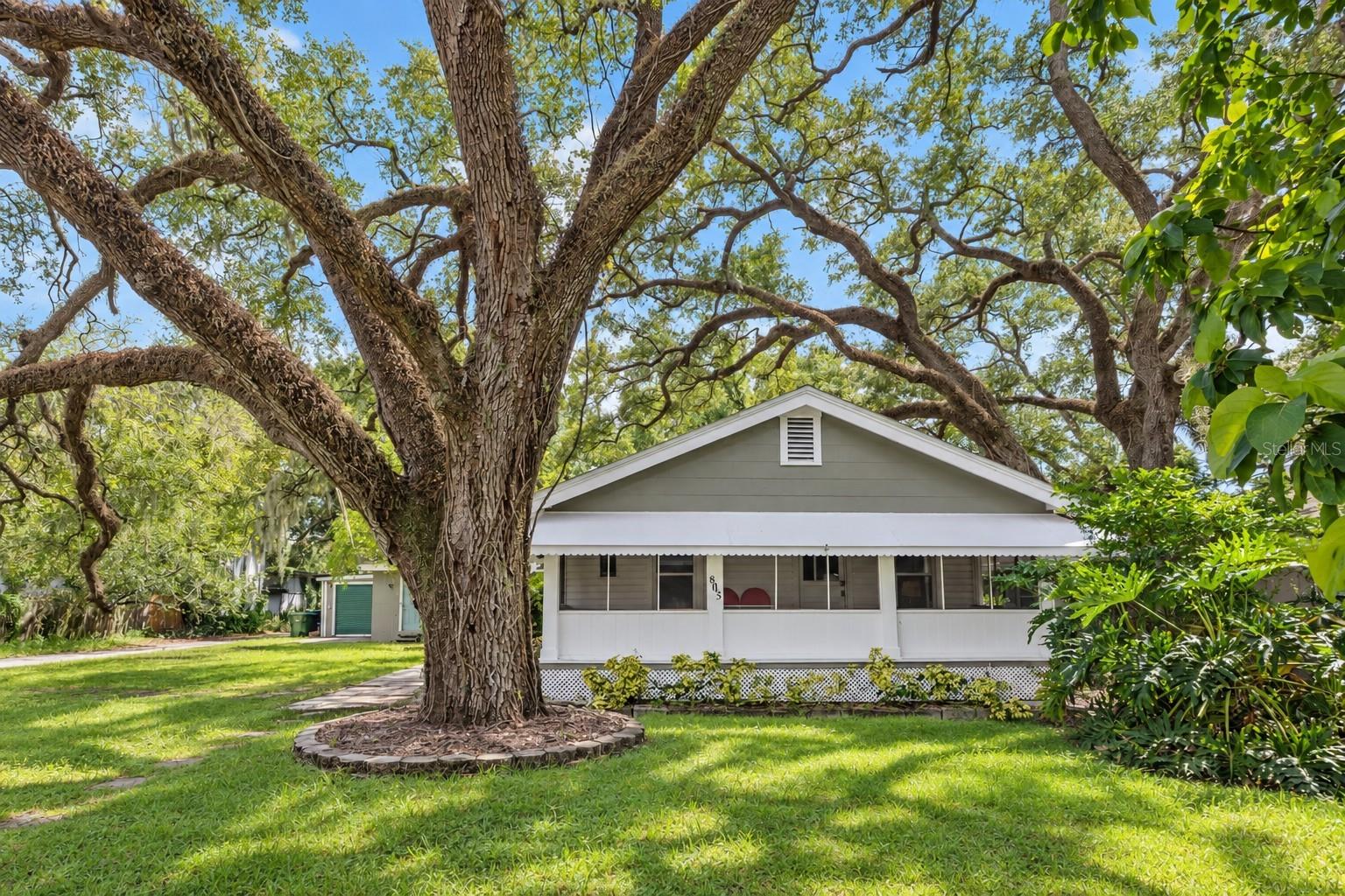 Photo of 805 E LAMBRIGHT STREET TAMPA FL 33604