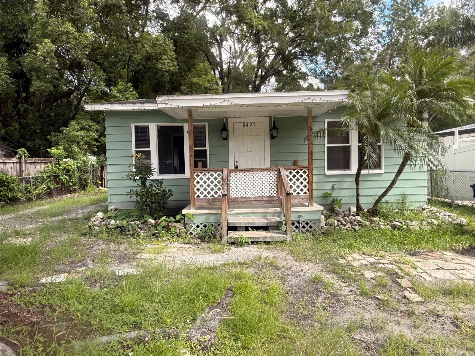 Photo of 8425 N JONES AVENUE TAMPA FL 33604