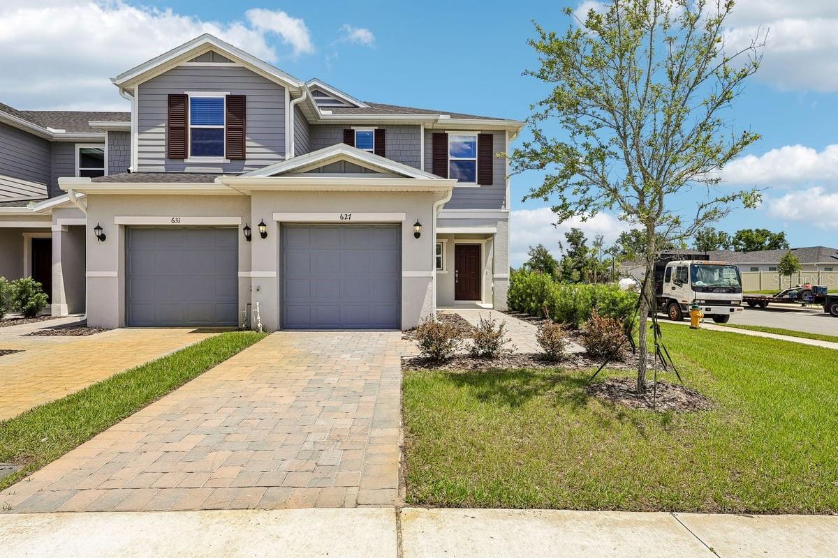 Photo of 627 MEADOWS EDGE PLACE LAKE WALES FL 33859