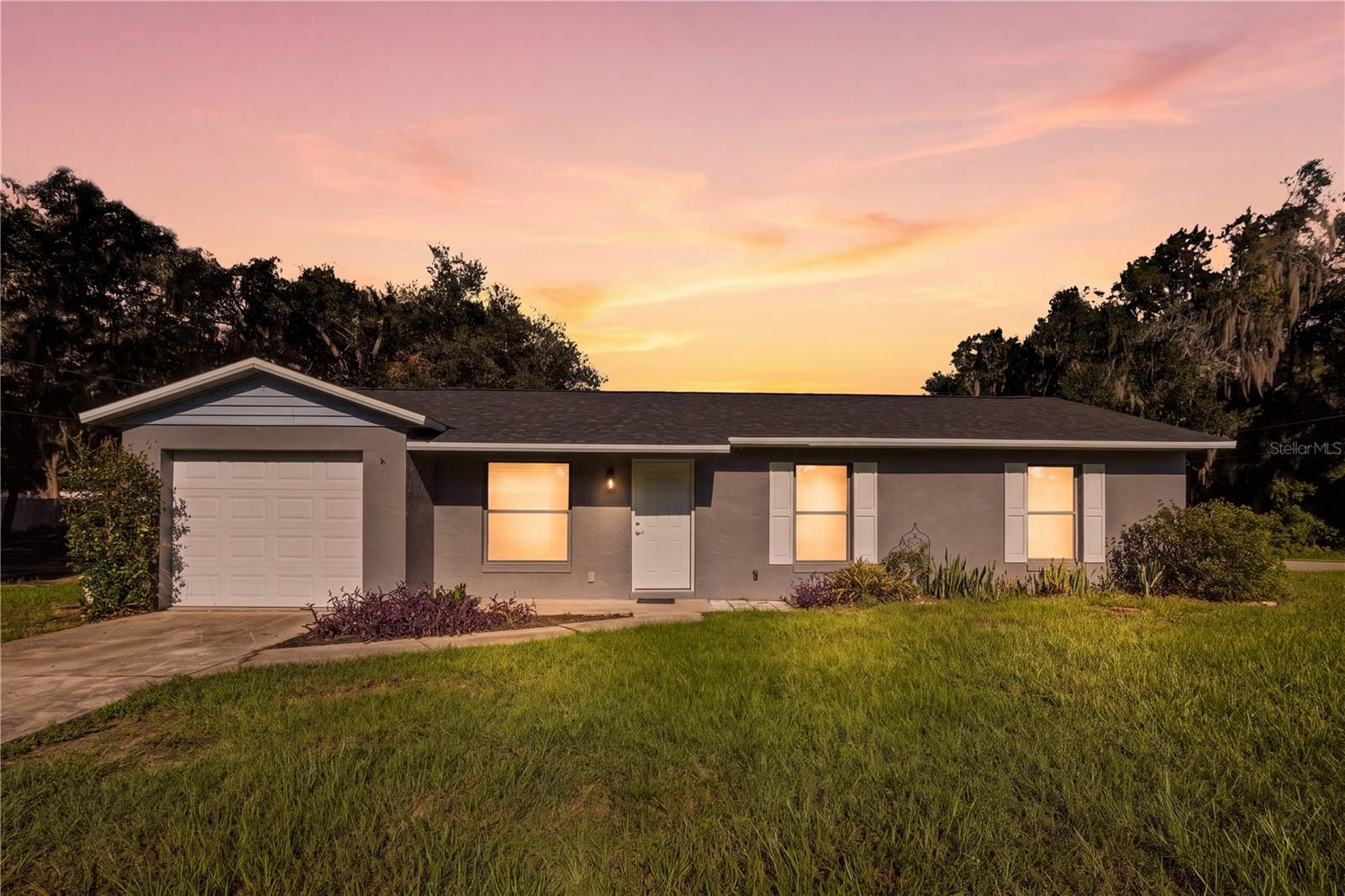 Photo of 11720 SE 129TH PLACE OCKLAWAHA FL 32179