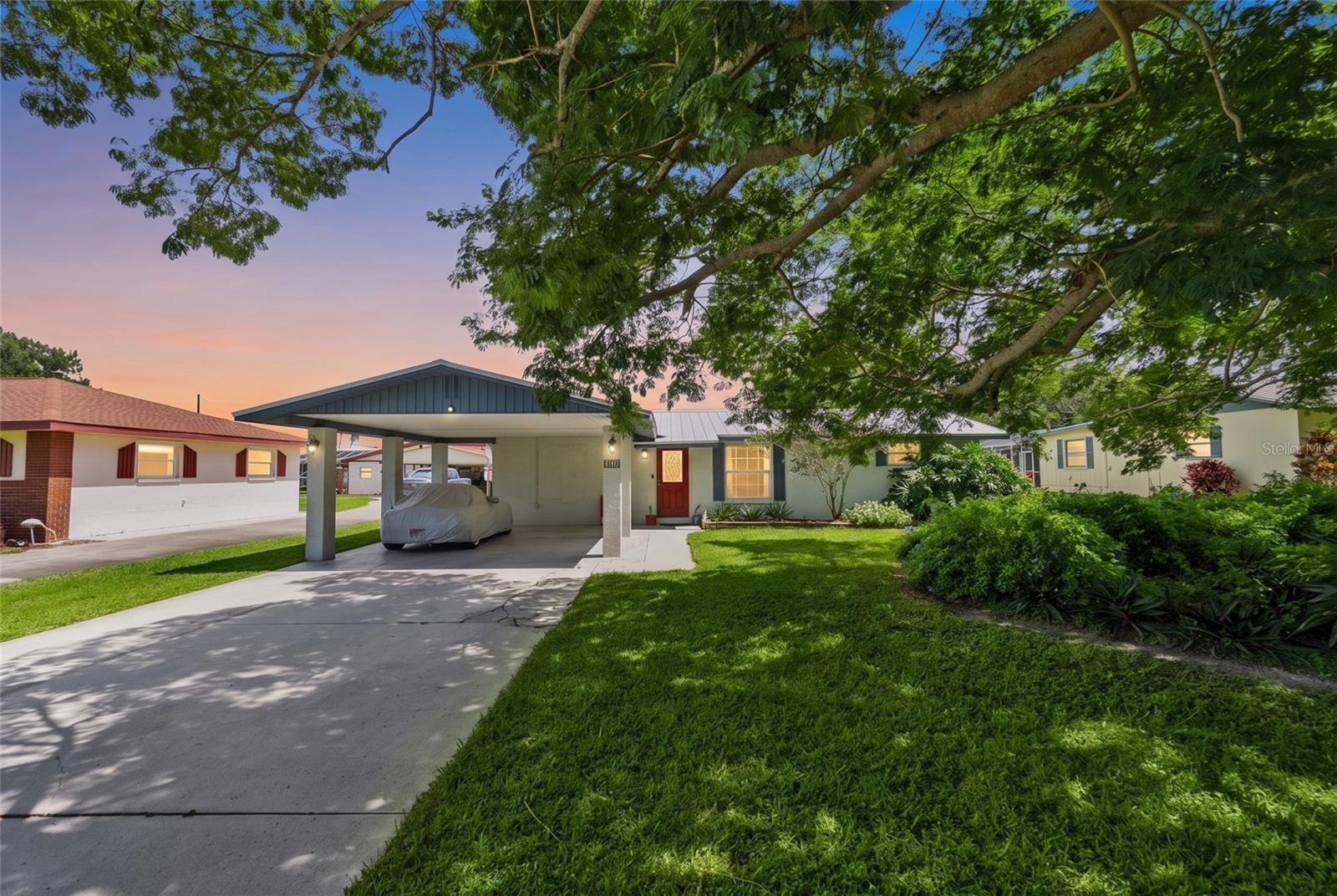 Photo of 142 2ND AVENUE NOKOMIS FL 34275