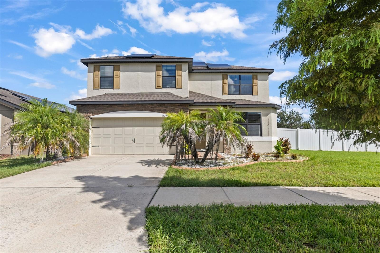 Photo of 11924 WINTERSET COVE DRIVE RIVERVIEW FL 33579